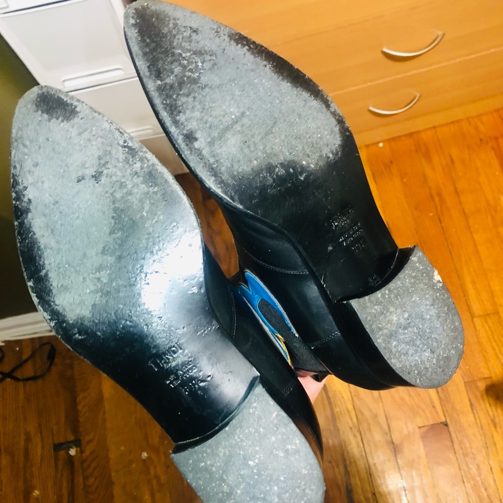 Fendi Chelsea Boots - Picture 4 of 11